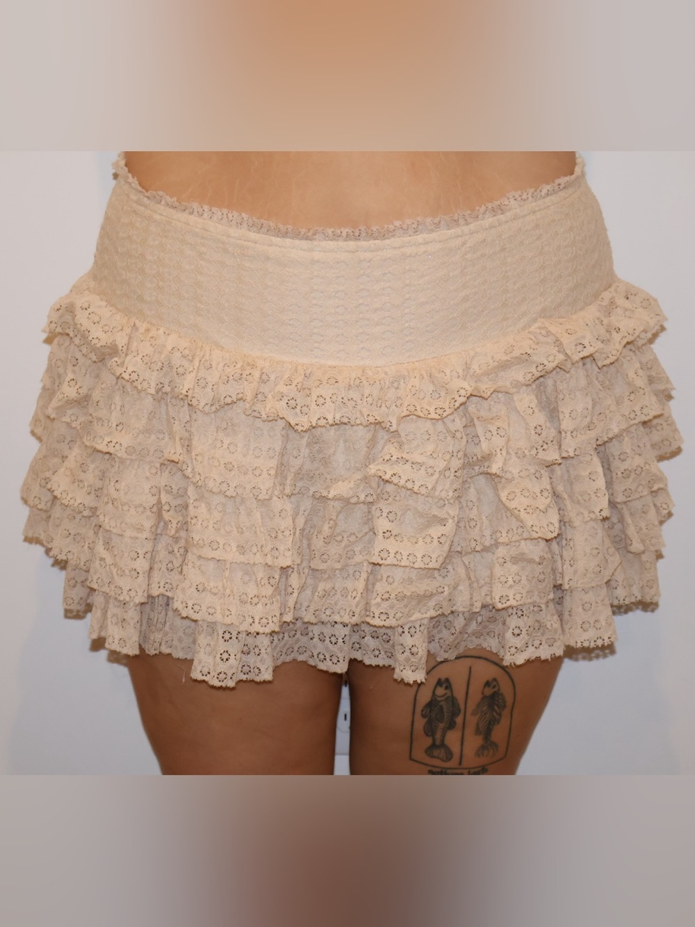 American Eagle Outfitters Cream Lace Ruffle Mini Skirt